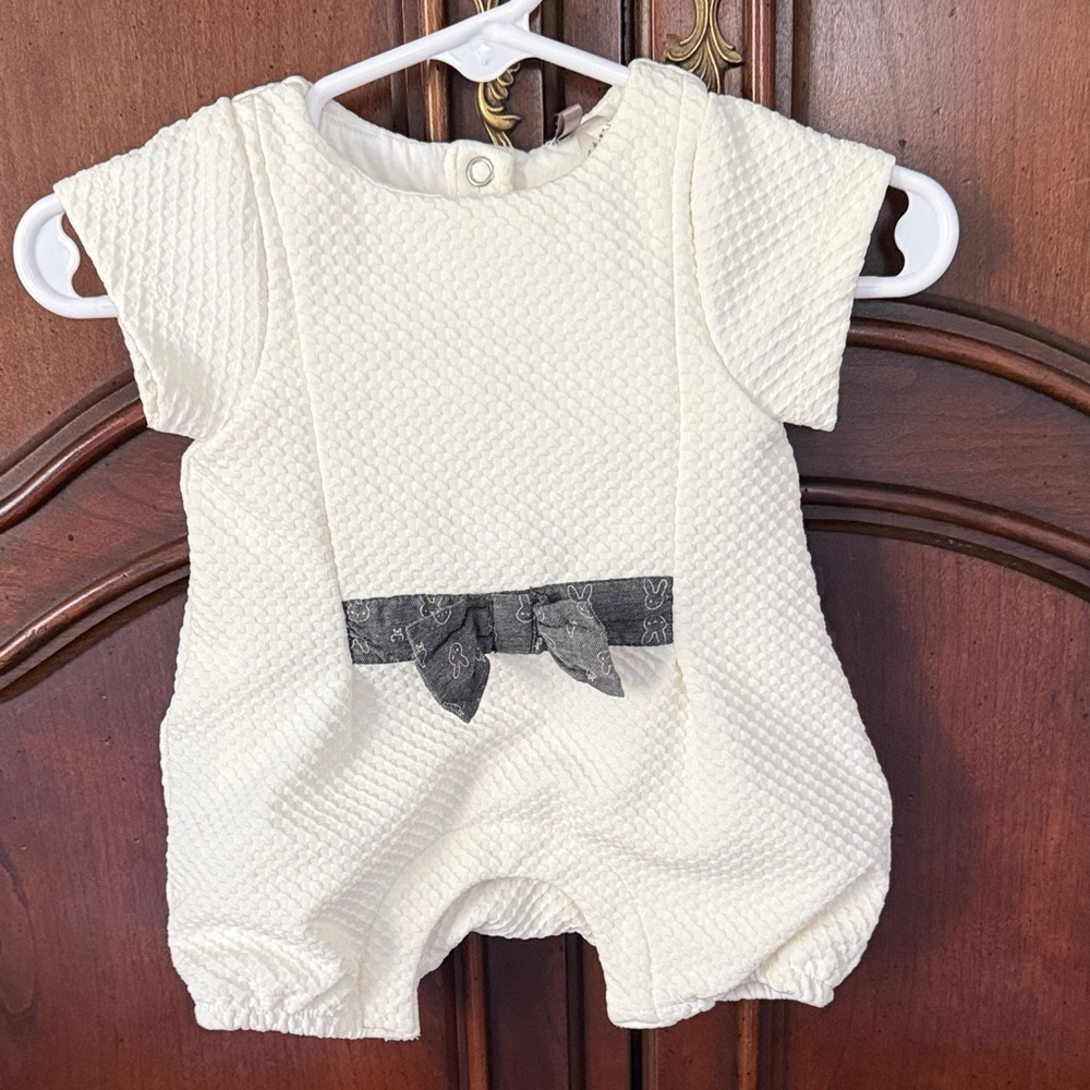 Orchestra Bébé Cream Textured Bubble Romper NB Newborn One Piece Boutique Baby